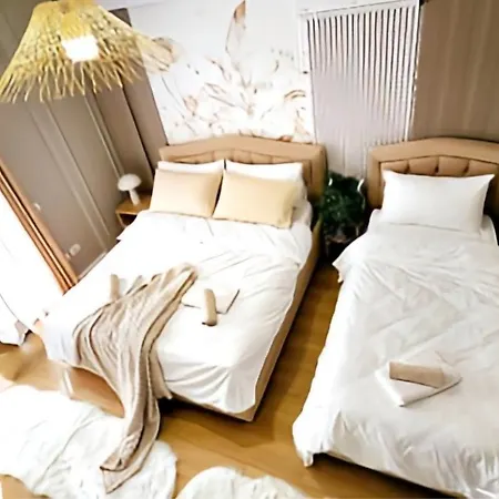 Center Beachfront Apartament
