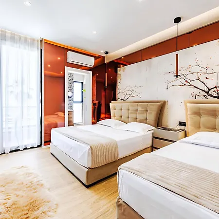Center Beachfront Apartament *